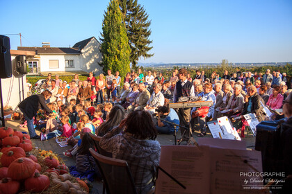 Erntedankgottesdienst auf dem Hof Mandt, © David Schölgens