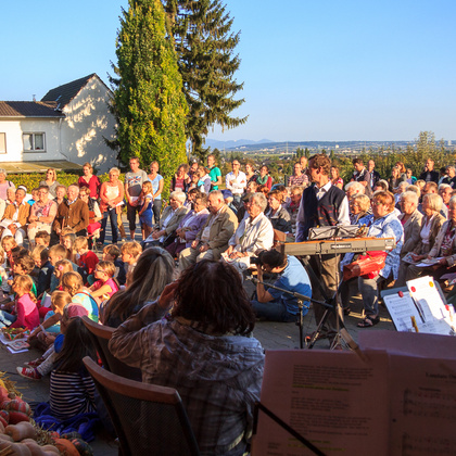 Erntedankgottesdienst auf dem Hof Mandt, © David Schölgens